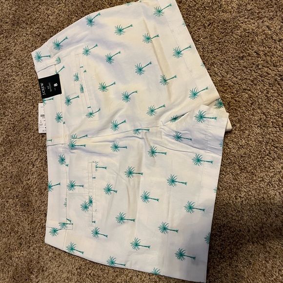 Brand new J Crew size 8 shorts - Picture 2 of 3